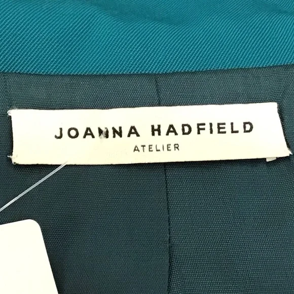 JOANNA HADFIELD Green Tailored Blazer with Notched Lapel and Fitted Silhouette